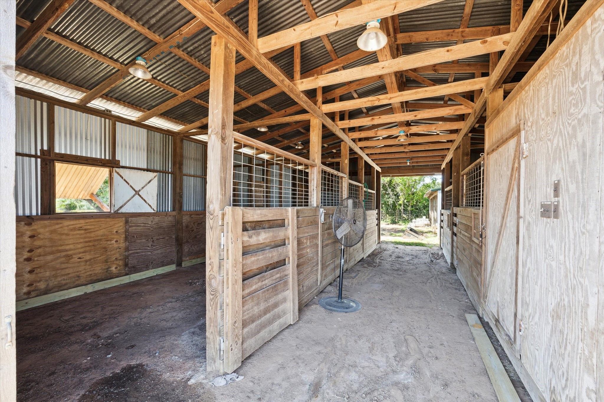 6063 Fm 1094 Sealy, TX 77474 - Photo 47 of 47 Equestrian Barn