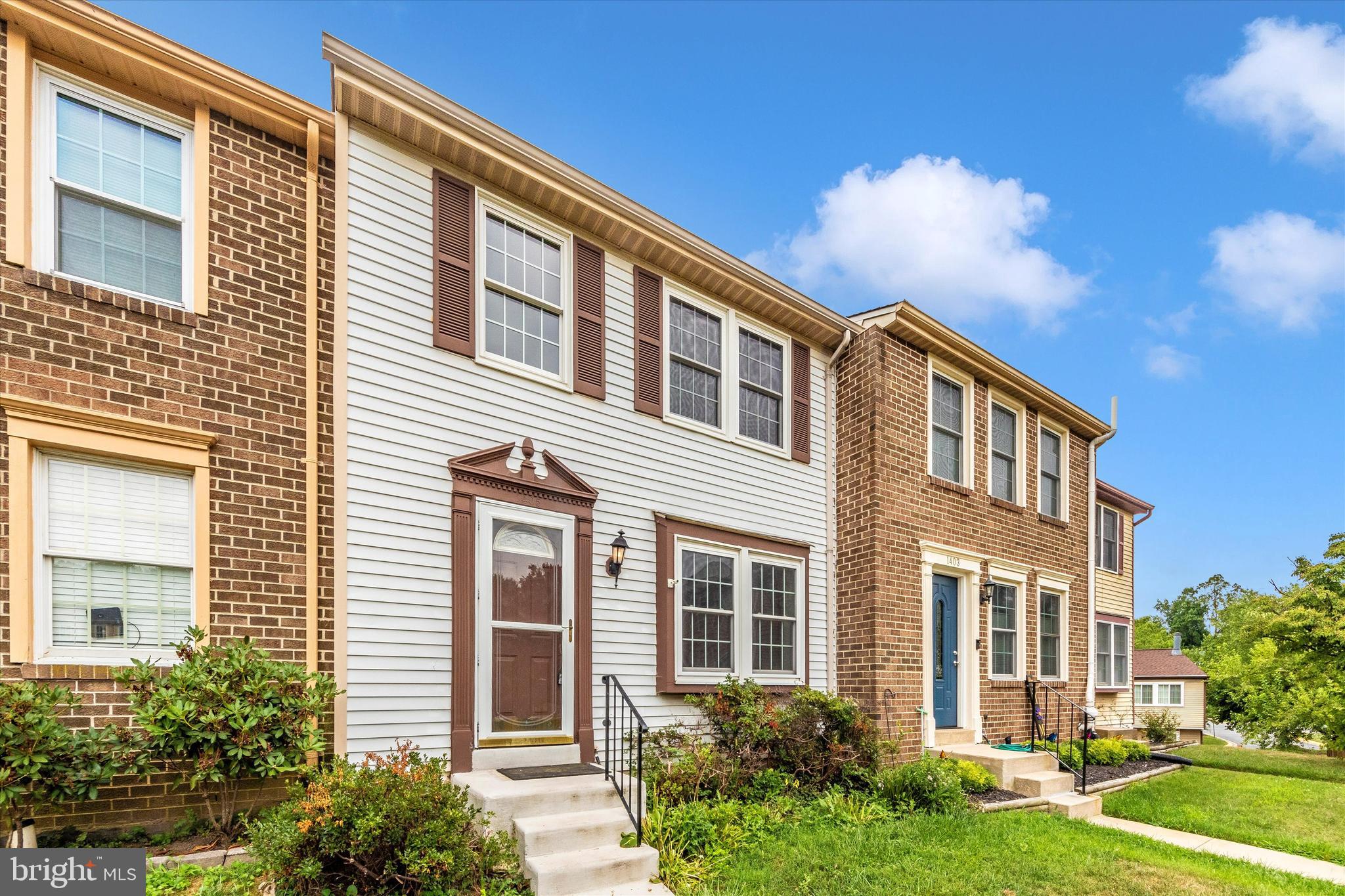 1405 Farmcrest Way Silver Spring, MD 20905 - Photo 3 of 35 Gallery Image 3