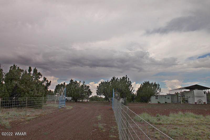 8850 Supancheck Road Show Low, AZ 85901 - Photo 1 of 33
