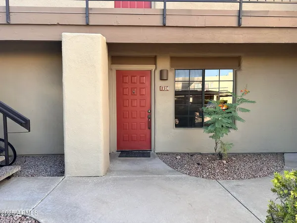 $2,000 | 17031 East El Lago Boulevard, Unit 1170, Fountain Hills, AZ 85268