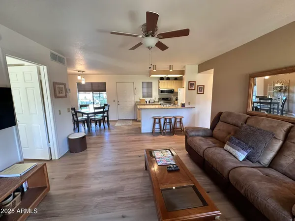 $2,000 | 17031 East El Lago Boulevard, Unit 1170, Fountain Hills, AZ 85268