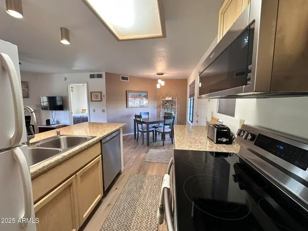 $2,000 | 17031 East El Lago Boulevard, Unit 1170, Fountain Hills, AZ 85268