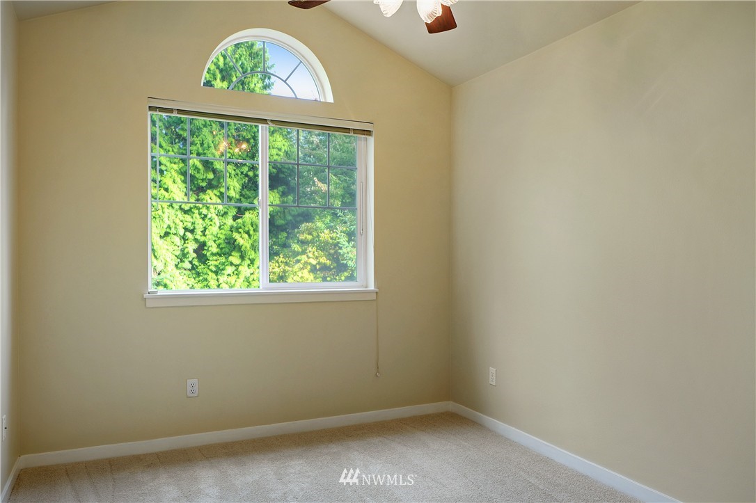 13001 Northeast 182nd Place, Unit A Bothell, WA 98011 - Photo 14 of 18