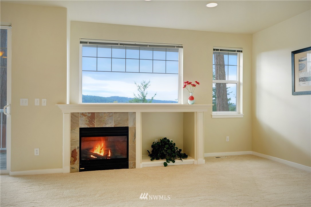 13001 Northeast 182nd Place, Unit A Bothell, WA 98011 - Photo 4 of 18
