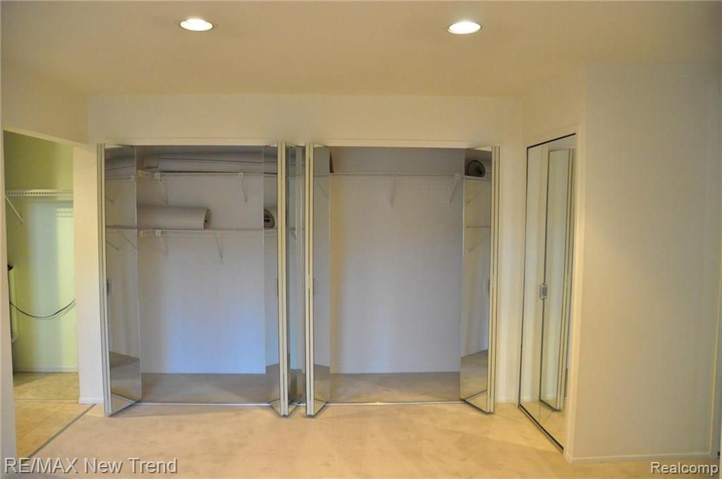 30042 Twelve Mile Road, Unit 57 Farmington, MI 48334 - Photo 5 of 29
