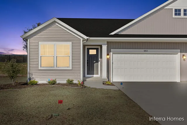 $425,900 | 997 Scioto Drive Northwest, Unit 26, Comstock Park, MI 49321
