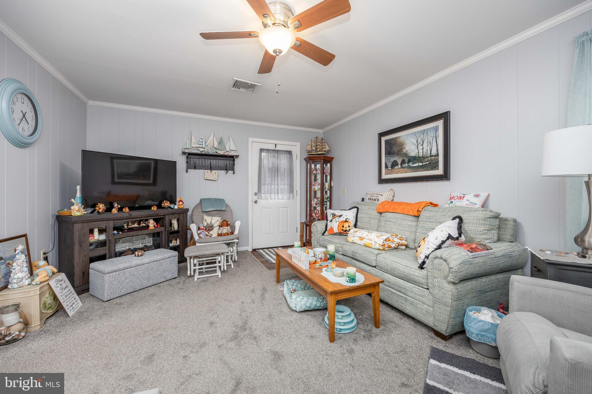 136 Marvel Road Salisbury, MD 21801 - Photo 5 of 42 Cozy living room with inviting decor.