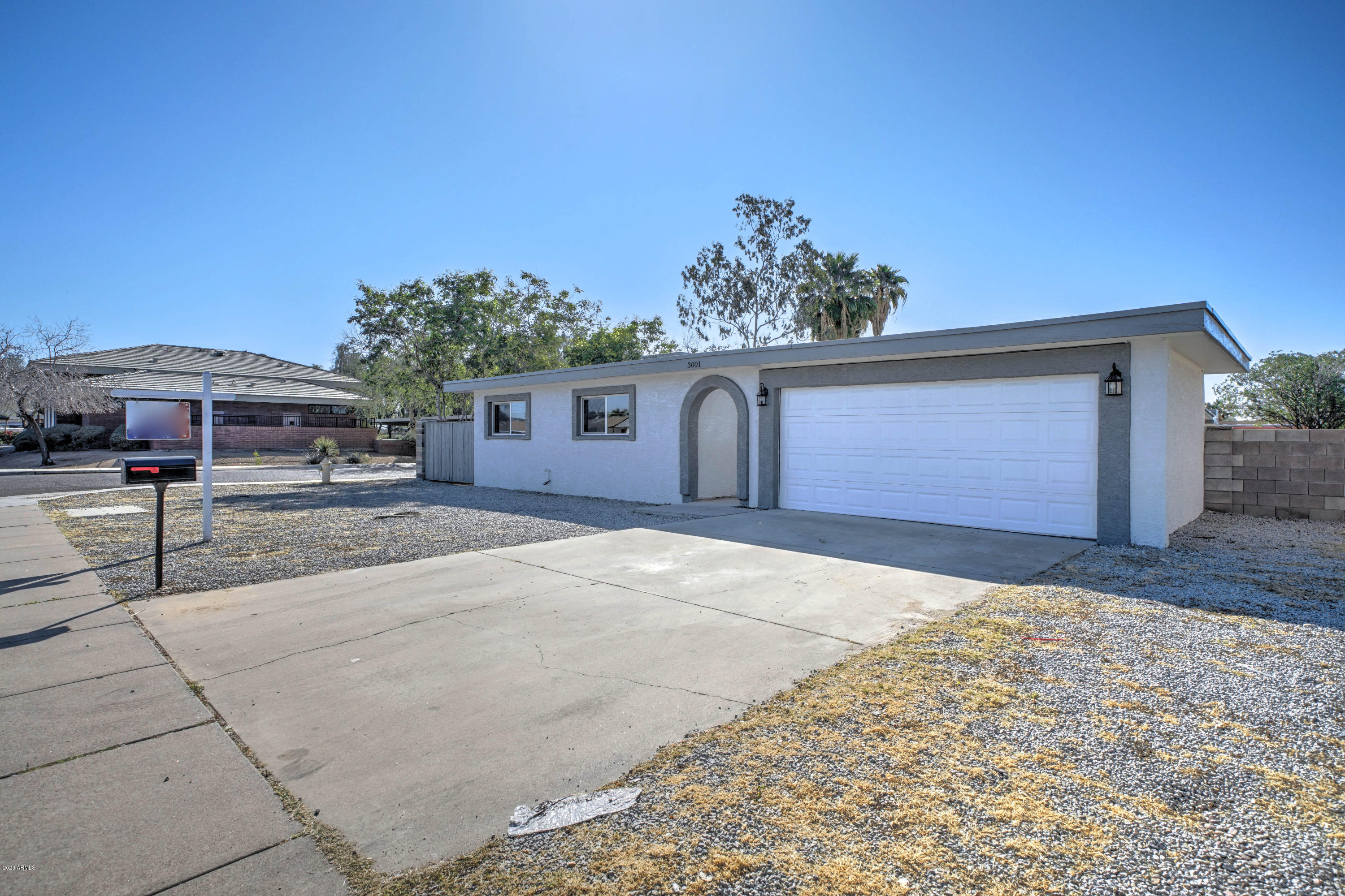 3001 West Cactus Road Phoenix, AZ 85029 - Photo 2 of 34 3001 W Cactus Rd-2