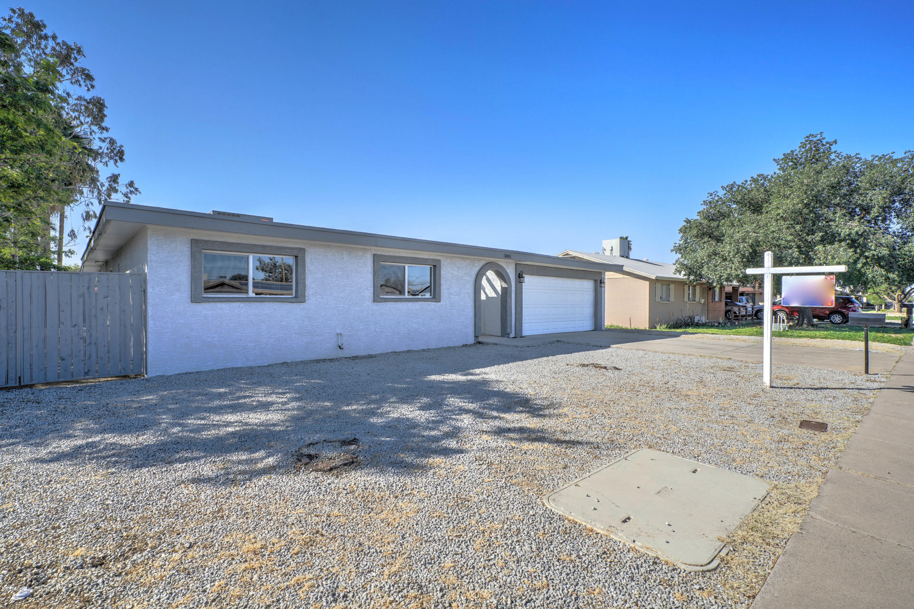 3001 West Cactus Road Phoenix, AZ 85029 - Photo 3 of 34 3001 W Cactus Rd-3