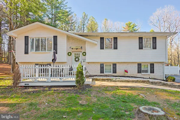 $465,000 | 268 Turkey Ridge Drive, Kunkletown, PA 18058