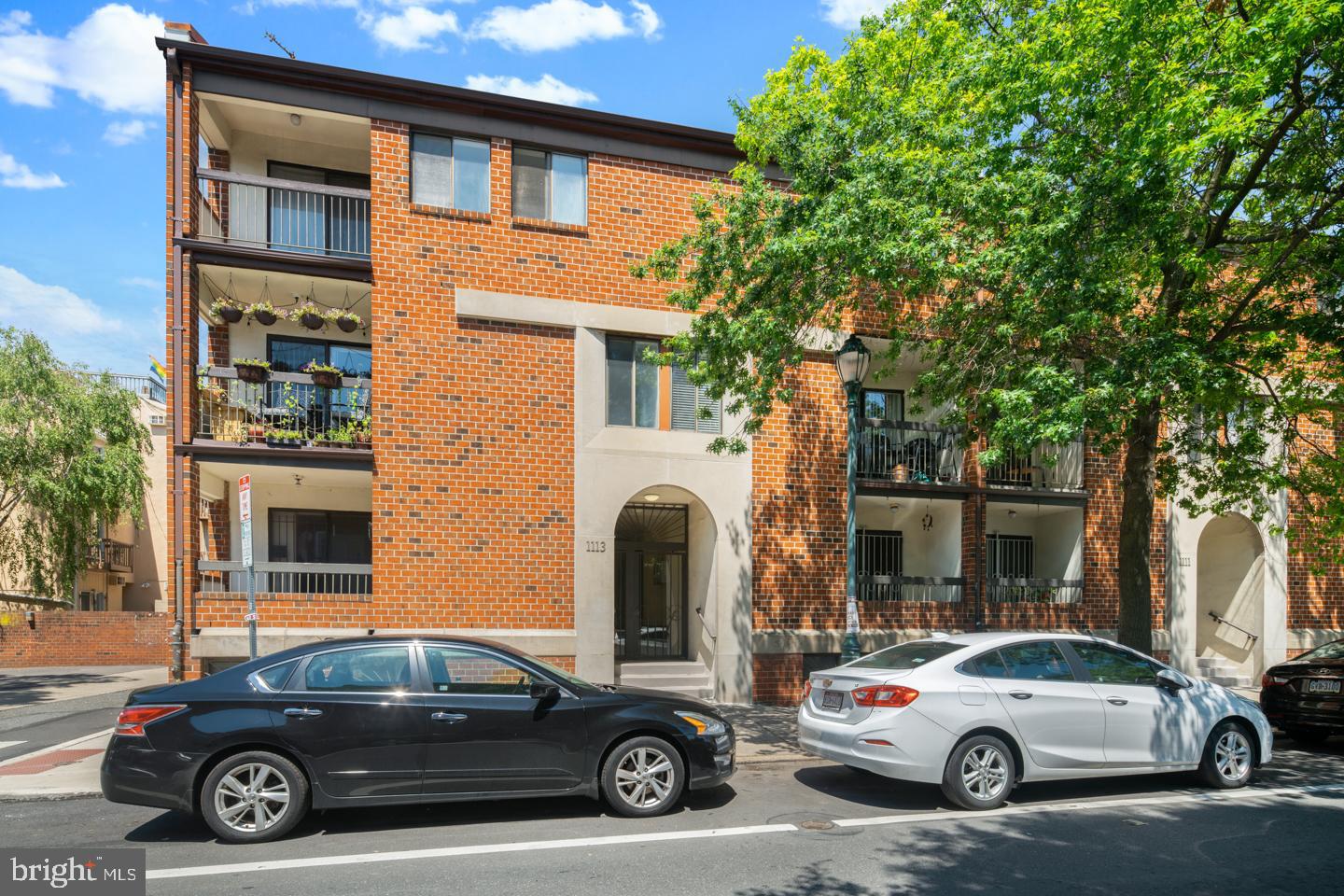 1113 South Street, Unit D Philadelphia, PA 19147 - Photo 1 of 17