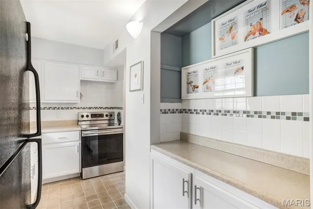 $139,900 | 4347 Chateau De Ville Drive, Unit G, St. Louis, MO 63129