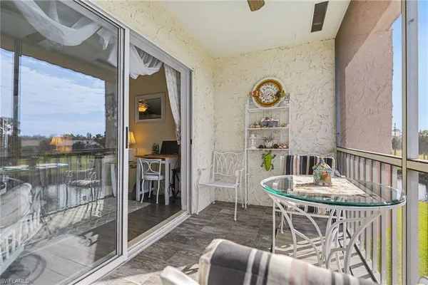 $1,500 | 200 Forest Lakes Boulevard, Unit 305, Naples, FL 34105