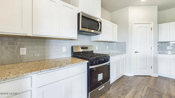 $257,500 | 106 Lake Oak Drive, Lafayette, LA 70507