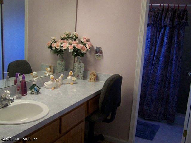 8433 Winter Berry Road Jacksonville, FL 32210 - Photo 10 of 14 Master Bath