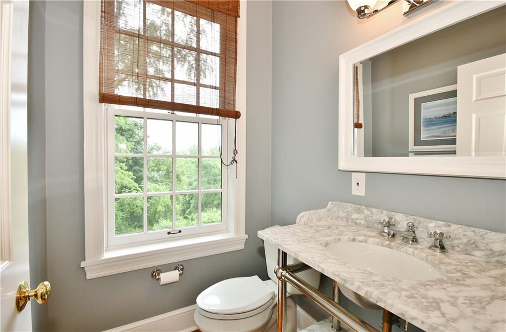 235 Ridgehaven Lane Pittsburgh, PA 15238 - Photo 10 of 25 Gallery Image 10
