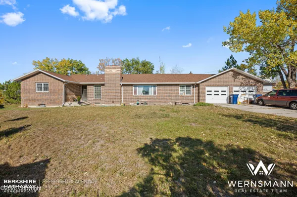 $425,000 | 416 North Powder River Avenue, Moorcroft, WY 82721