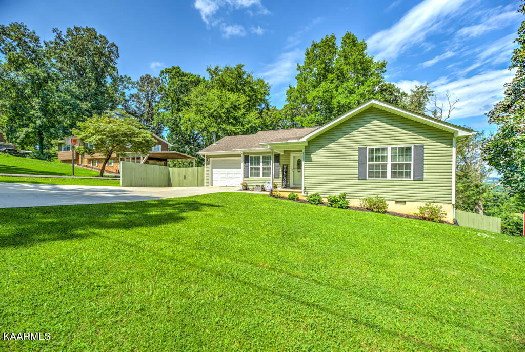 2003 Highland Road Maryville, TN 37801 - Photo 2 of 27 2003 Highland