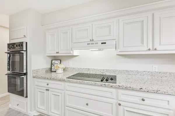 $2,500 | 12415 Pantano Drive, Houston, TX 77065