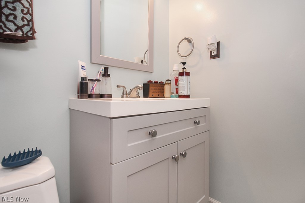8398 Valley View Road Macedonia, OH 44056 - Photo 17 of 22 Gallery Image 17