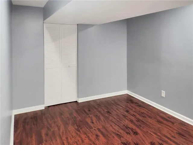 $515,000 | 404 Northwest Briarcliff Road, Kansas City, MO 64116