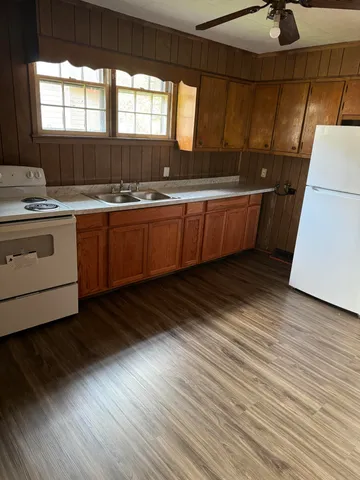 $995 | 902 Cole Street, Danville, VA 24541