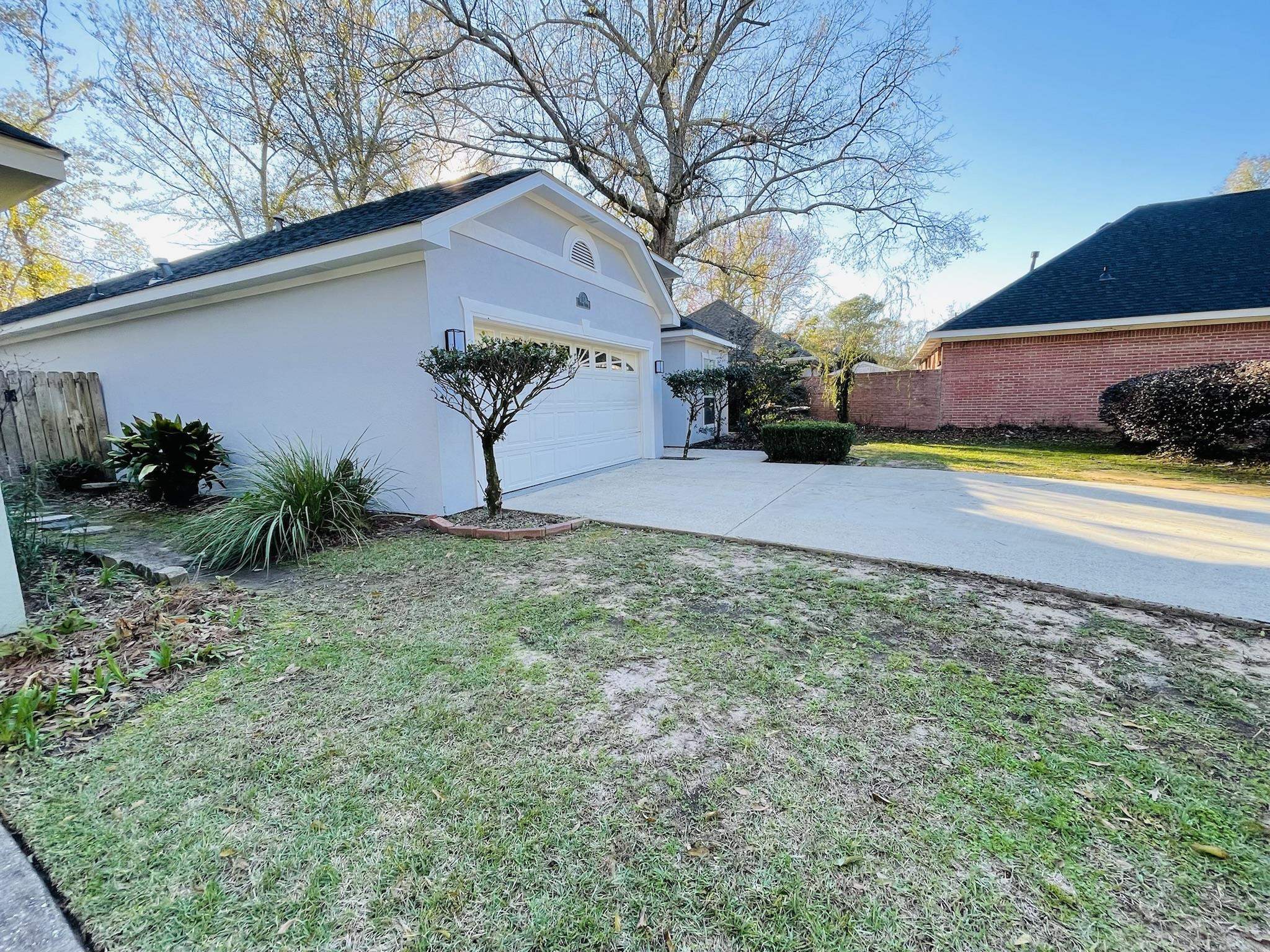 112 Laurel Place Daphne, AL 36526 - Photo 3 of 37