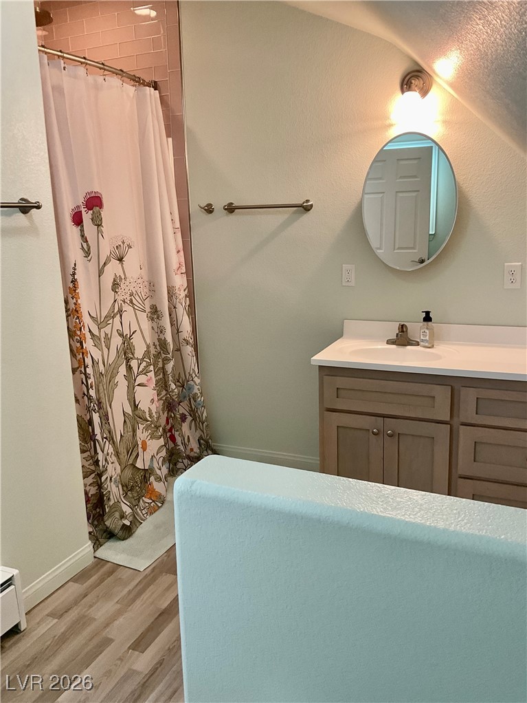 5261 East Kellogg Road Pahrump, NV 89061 - Photo 19 of 28 3/4 Bath Owner's en suite