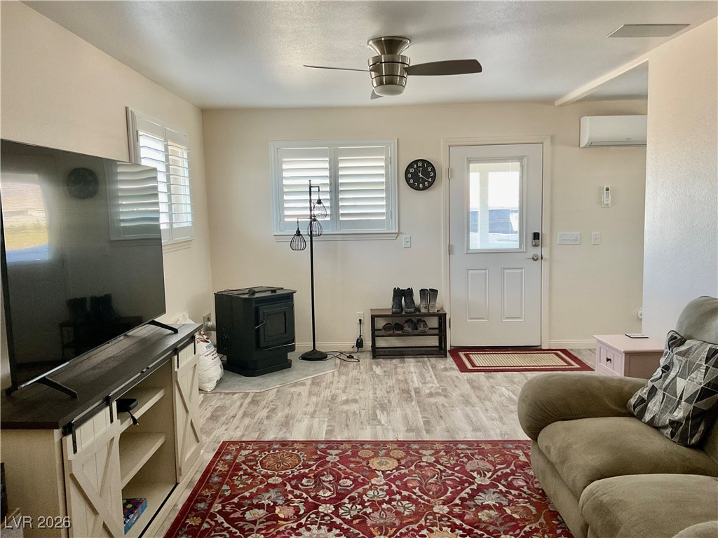 5261 East Kellogg Road Pahrump, NV 89061 - Photo 4 of 28 Living Room with surround soud