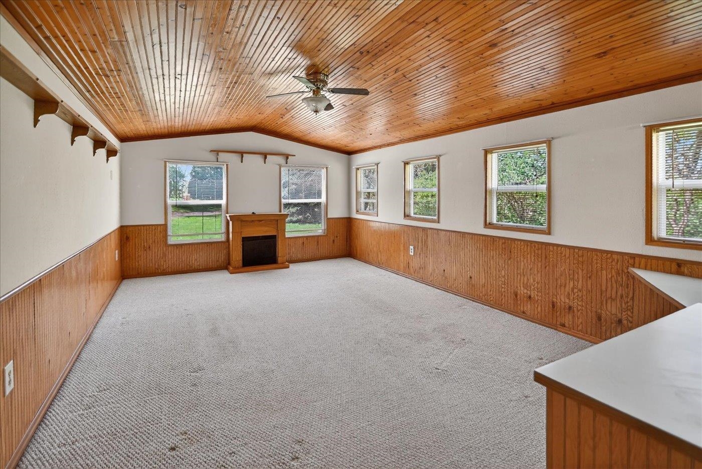 6610 Cemetery Road Sun Prairie, WI 53590 - Photo 13 of 60