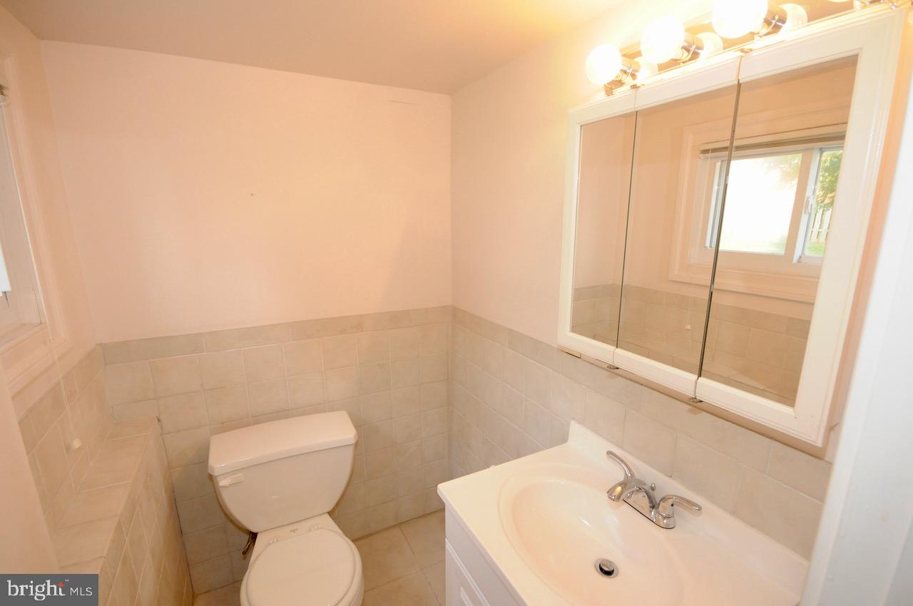 23 Regent Road Cherry Hill, NJ 08003 - Photo 13 of 47