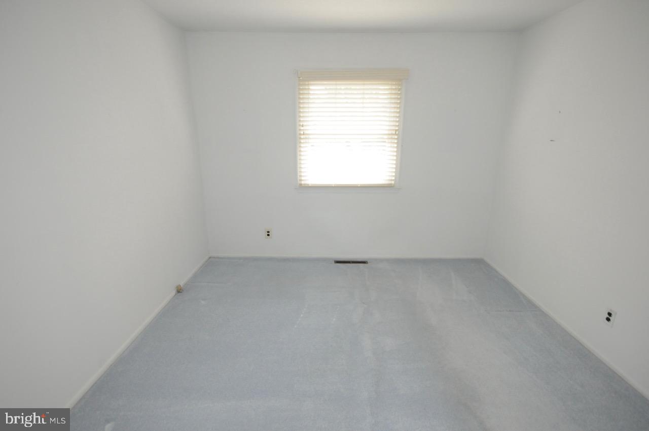 23 Regent Road Cherry Hill, NJ 08003 - Photo 27 of 47