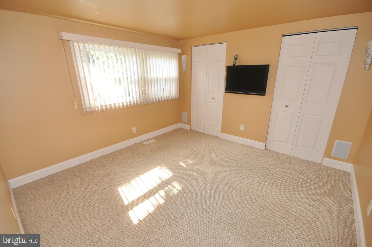 23 Regent Road Cherry Hill, NJ 08003 - Photo 29 of 47