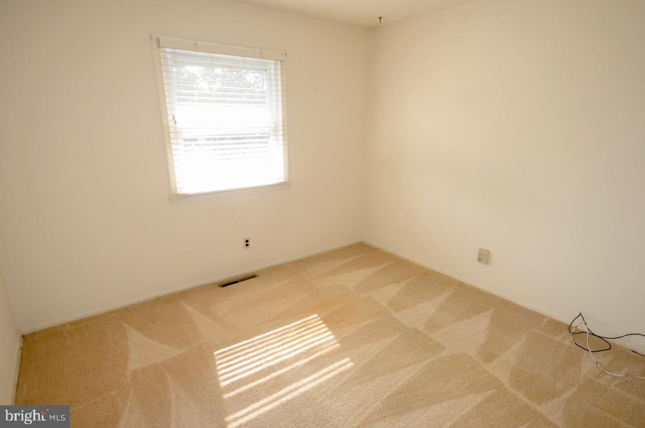23 Regent Road Cherry Hill, NJ 08003 - Photo 10 of 47