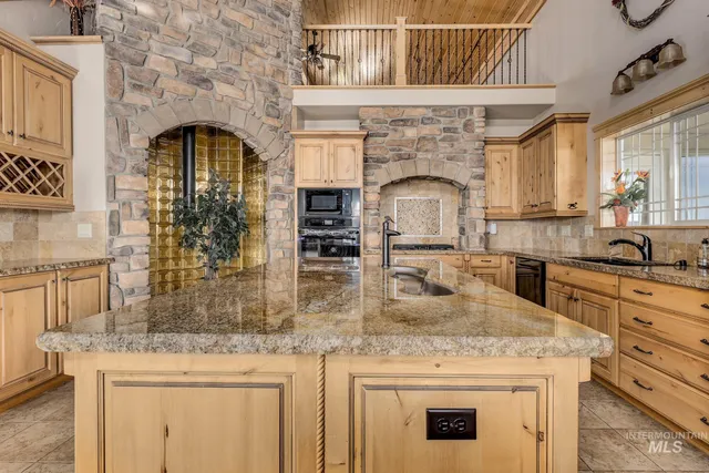 $1,849,500 | 4920 Highway 72, New Plymouth, ID 83655