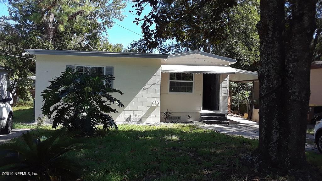 1043 Seba Street Jacksonville, FL 32205 - Photo 2 of 5 a view of a house with a yard
