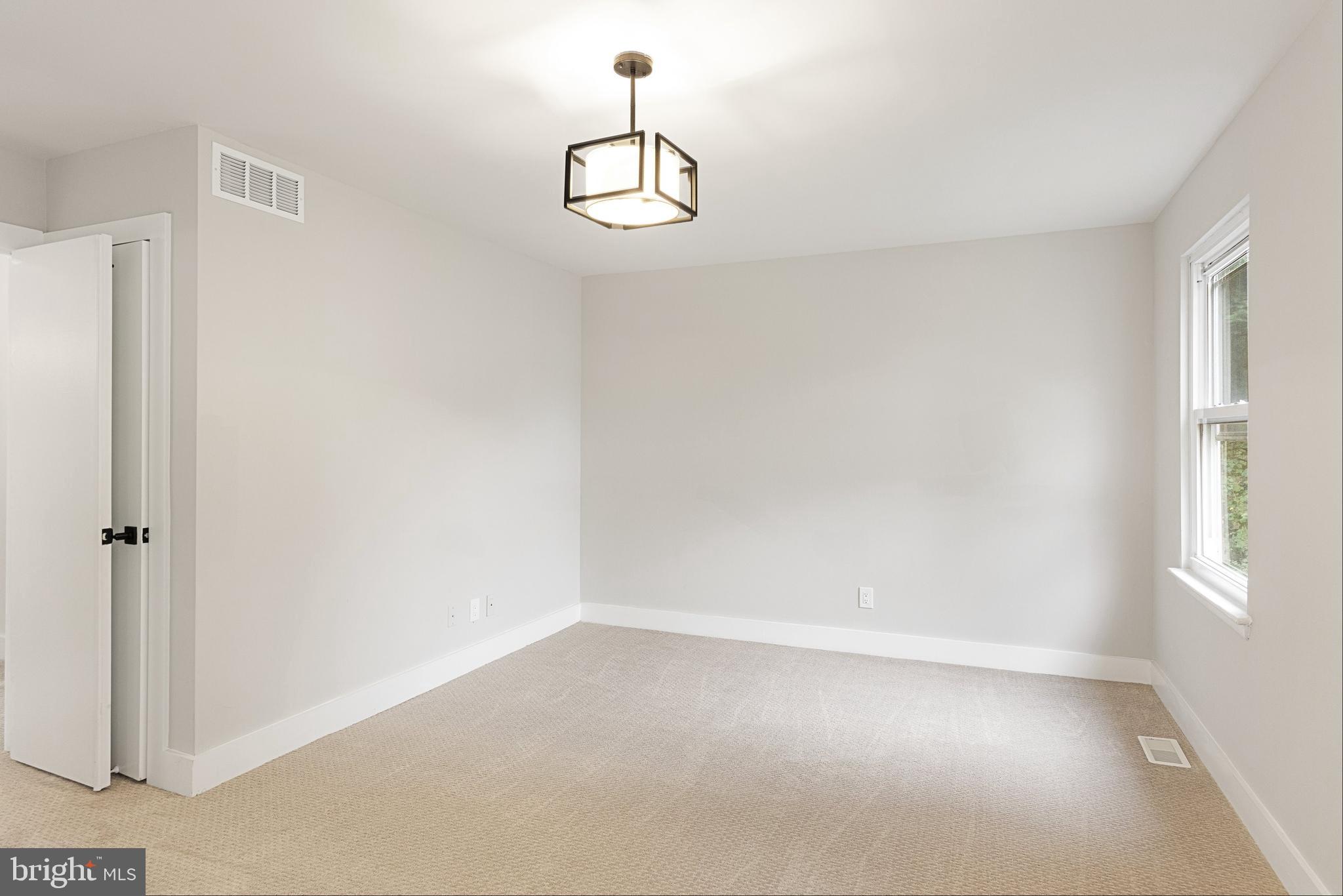 13 Hunter Court Atco, NJ 08004 - Photo 29 of 36 BR 2 - plush carpet