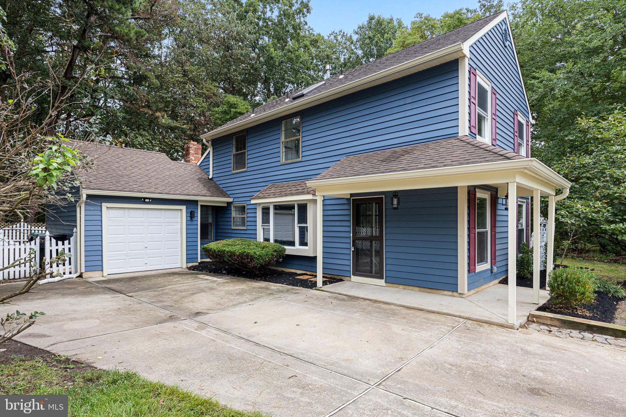 13 Hunter Court Atco, NJ 08004 - Photo 3 of 36 One car garage in addition to driveway parking