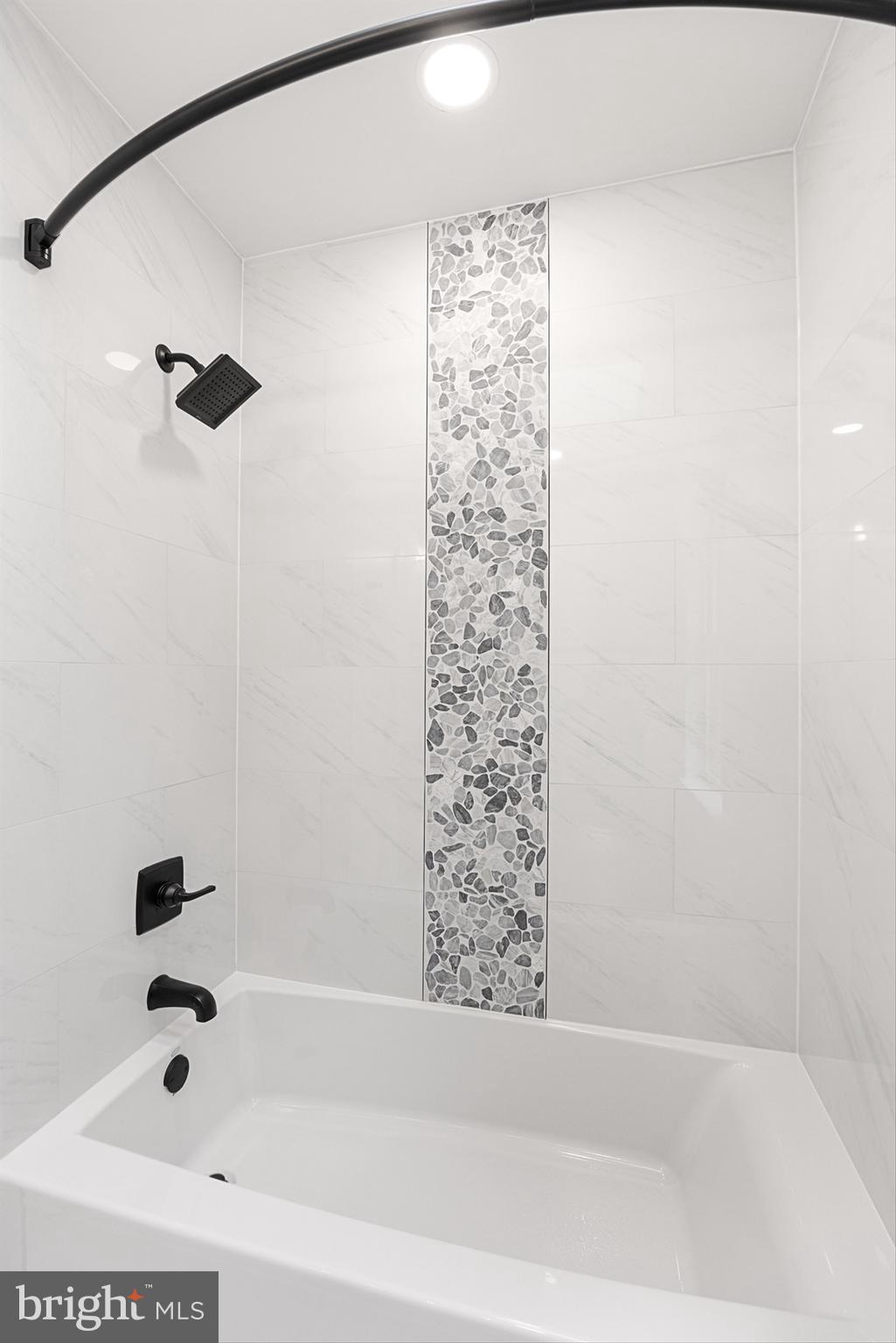 13 Hunter Court Atco, NJ 08004 - Photo 33 of 36 Stunning new shower - just lovely!