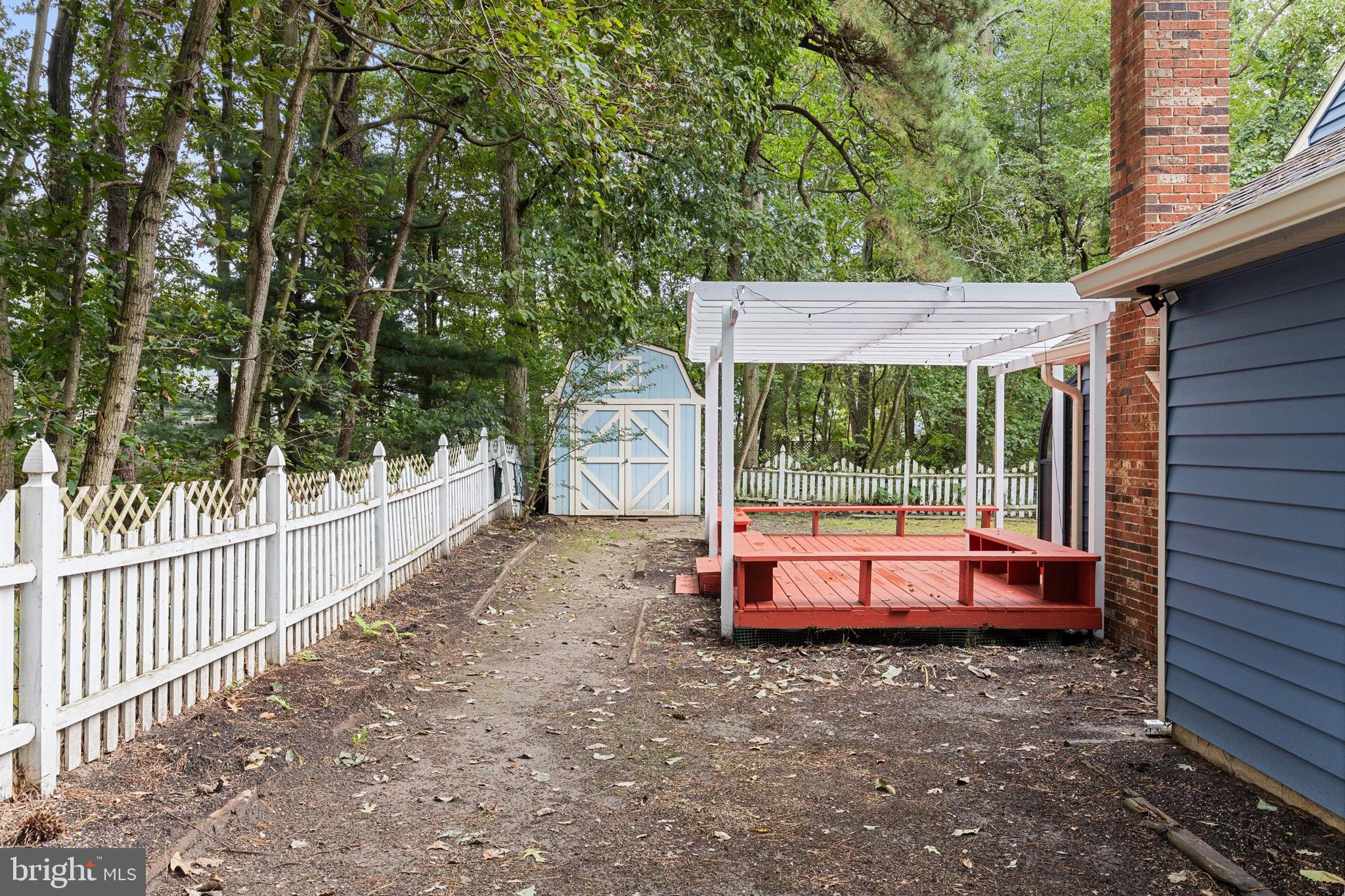 13 Hunter Court Atco, NJ 08004 - Photo 36 of 36 Nice fenced yard.