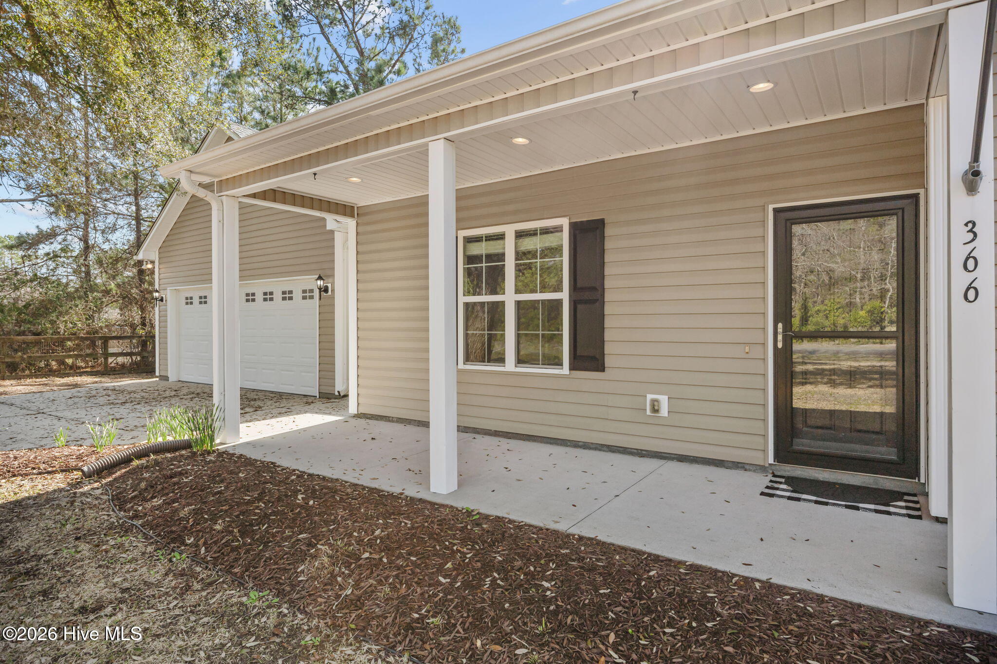 366 Chadwick Acres Road Sneads Ferry, NC 28460 - Photo 5 of 39 4-web-or-mls-366 Chadwick Acres Rd 101