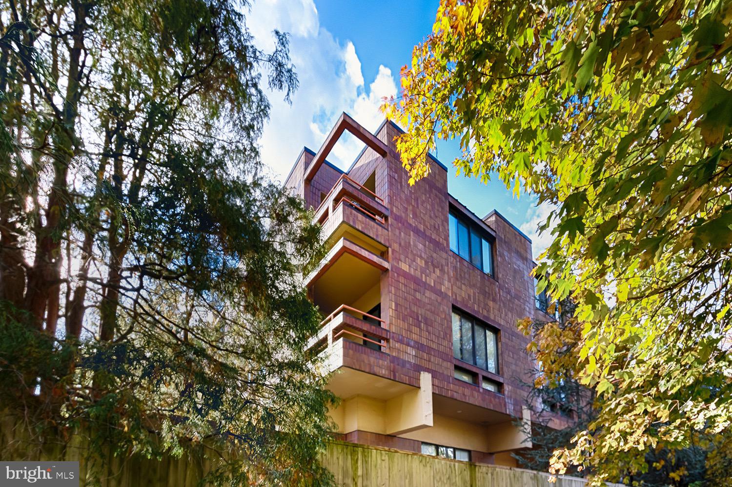 1 Markham Road, Unit 2B Princeton, NJ 08540 - Photo 1 of 19 front view of a building