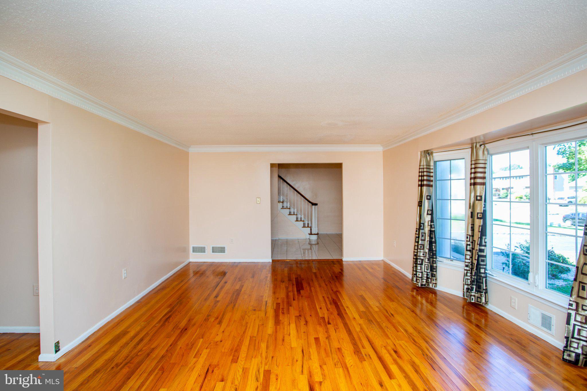 14 Woodmere Road North Brunswick, NJ 08902 - Photo 21 of 123 Gallery Image 21