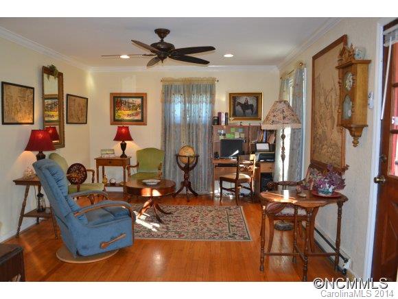 60 Cub Road Asheville, NC 28806 - Photo 2 of 20 Gallery Image 2