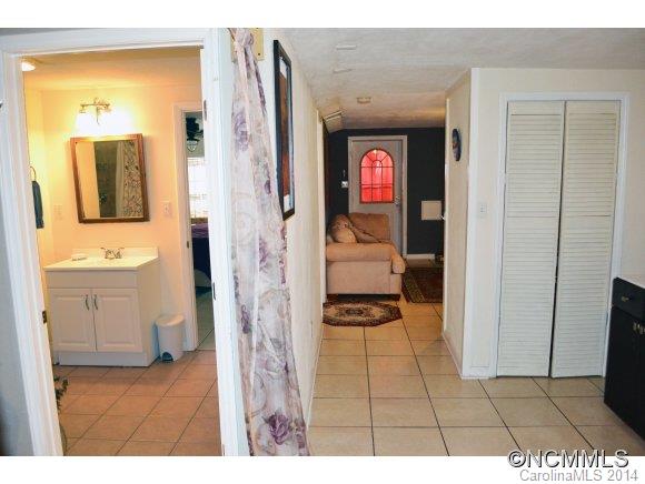 60 Cub Road Asheville, NC 28806 - Photo 16 of 20 Gallery Image 16