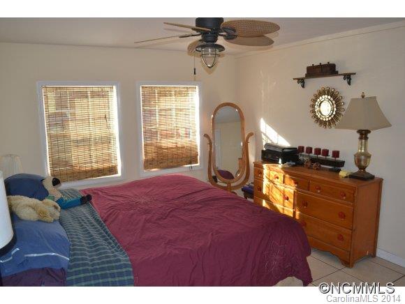 60 Cub Road Asheville, NC 28806 - Photo 18 of 20 Gallery Image 18