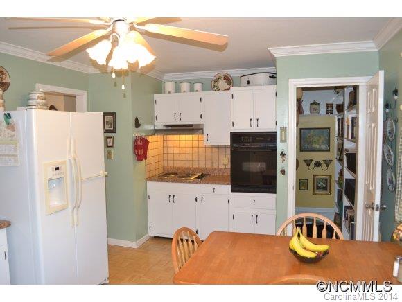 60 Cub Road Asheville, NC 28806 - Photo 6 of 20 Gallery Image 6