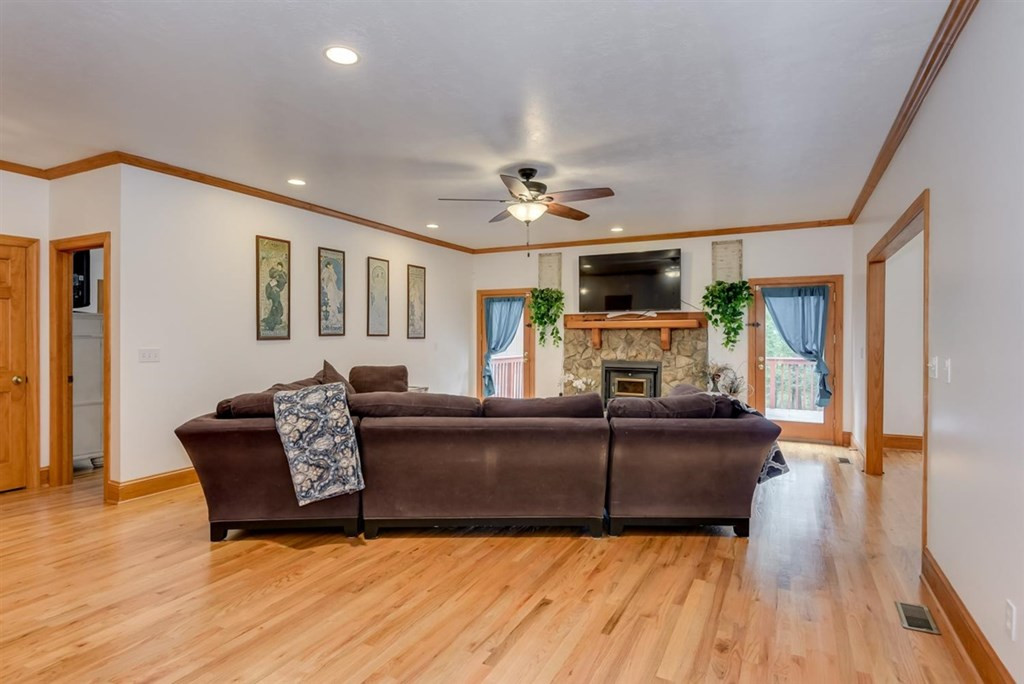 2570 Louisville Road Appling, GA 30802 - Photo 5 of 48