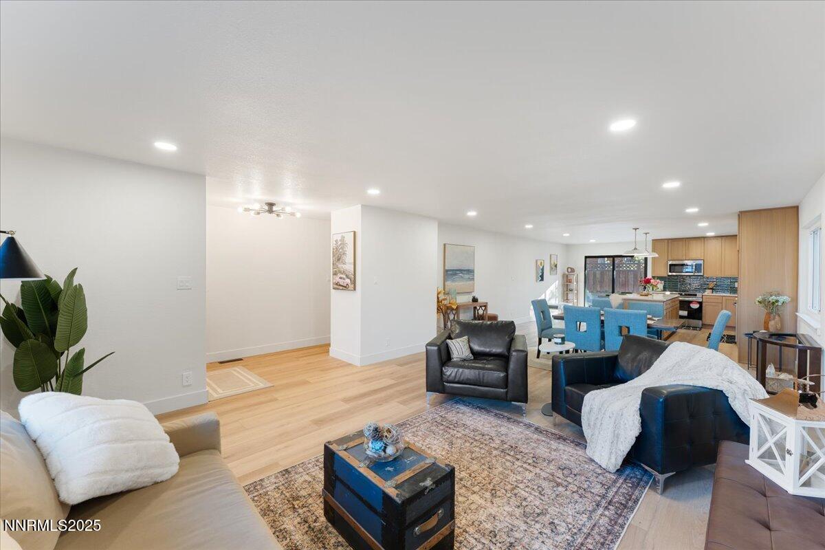 650 John Fremont Drive Reno, NV 89509 - Photo 11 of 37 02-DS203402