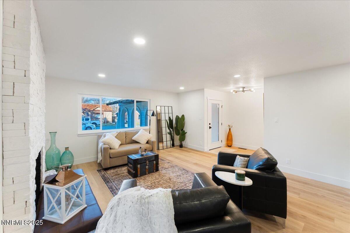 650 John Fremont Drive Reno, NV 89509 - Photo 13 of 37 07-DS203427